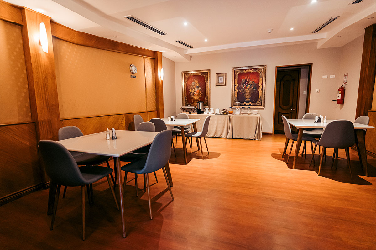 Dinning 03